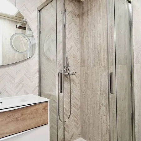 Vivee Balcones 73 شقة